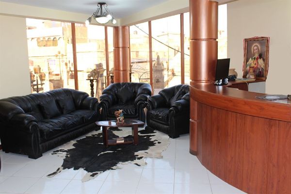 Quechuas Backpackers (Puno)